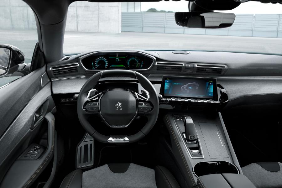 Торпедо Peugeot 508 GT HYBRID 2019 года  (WW) (фото 5 из 40)